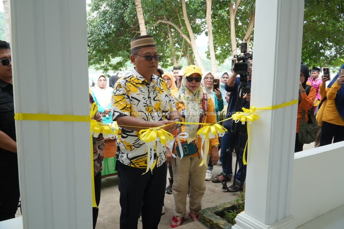 Bupati Thariq Modanggu Resmikan Mushola At-Thoriq di Pulau Dionumo