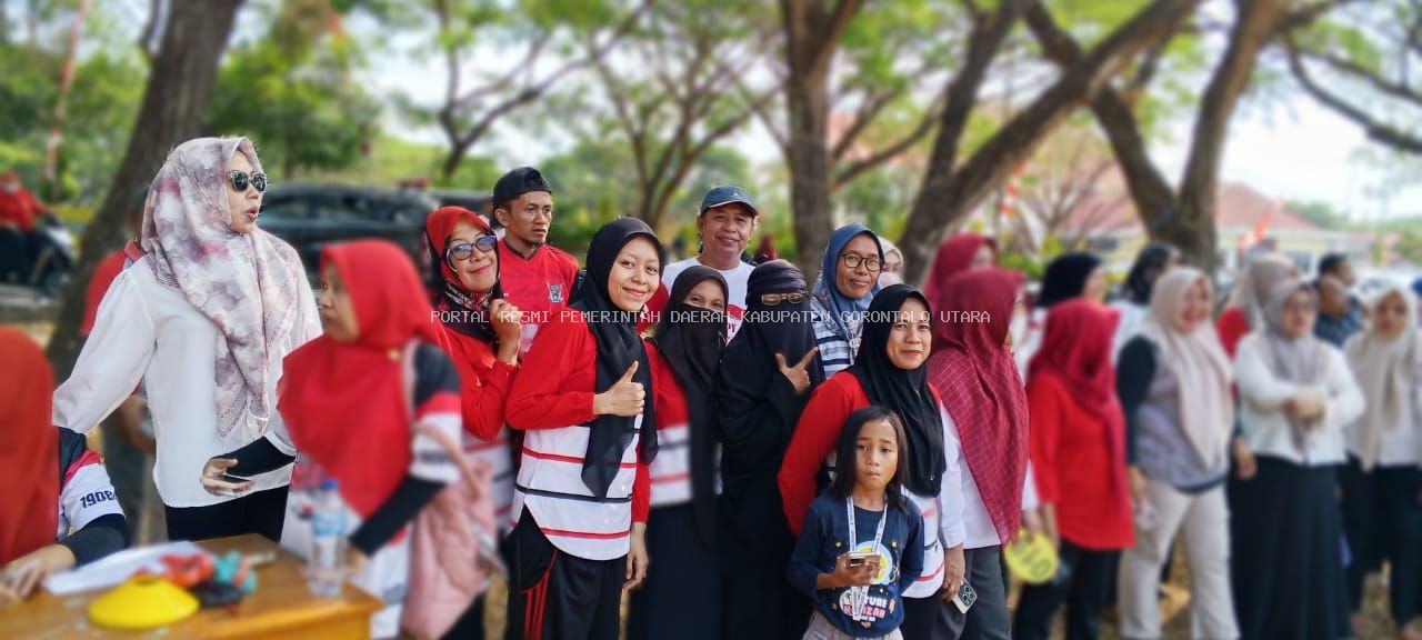 Semarak HUT ke-81 RI, Diskominfo Gorontalo Utara Raih Juara III Lomba Hadang