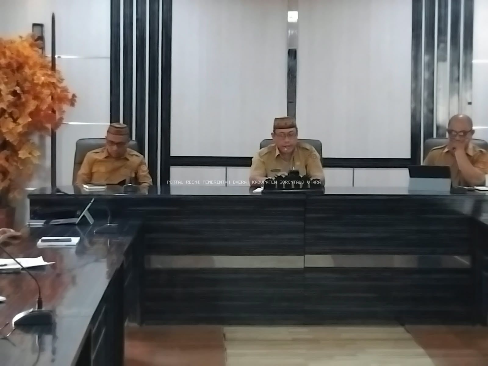 Sekda Suleman Lakoro Pimpin Rapat Percepatan dan Penguatan Kapasitas Fiskal  : Genjot PAD Gorut, Pajak dan Retribusi Didorong Masuk Sistem QRIS